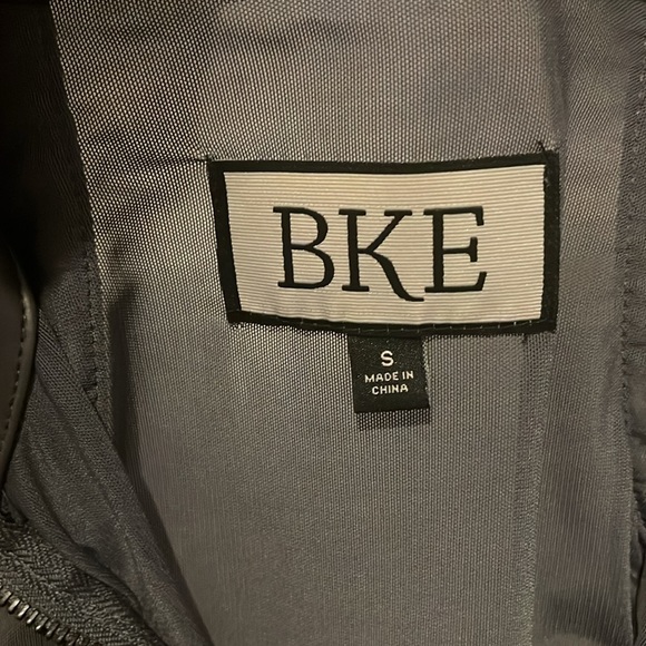 BKE Jacket - Picture 2 of 5